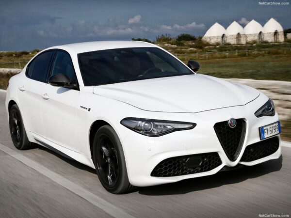 2020 全新Alfa Romeo Giulia
