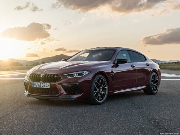 全新一手 2020 BMW M8 GC Competition