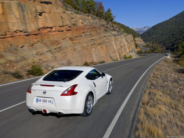 2012 Nissan 370Z - Image 3
